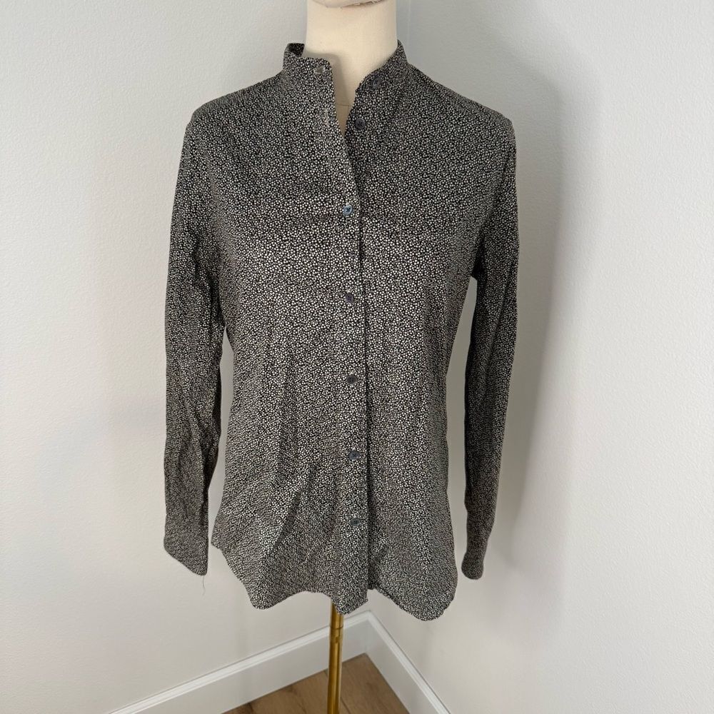 [Filson] Black & White Floral Button Down - Size Medium
